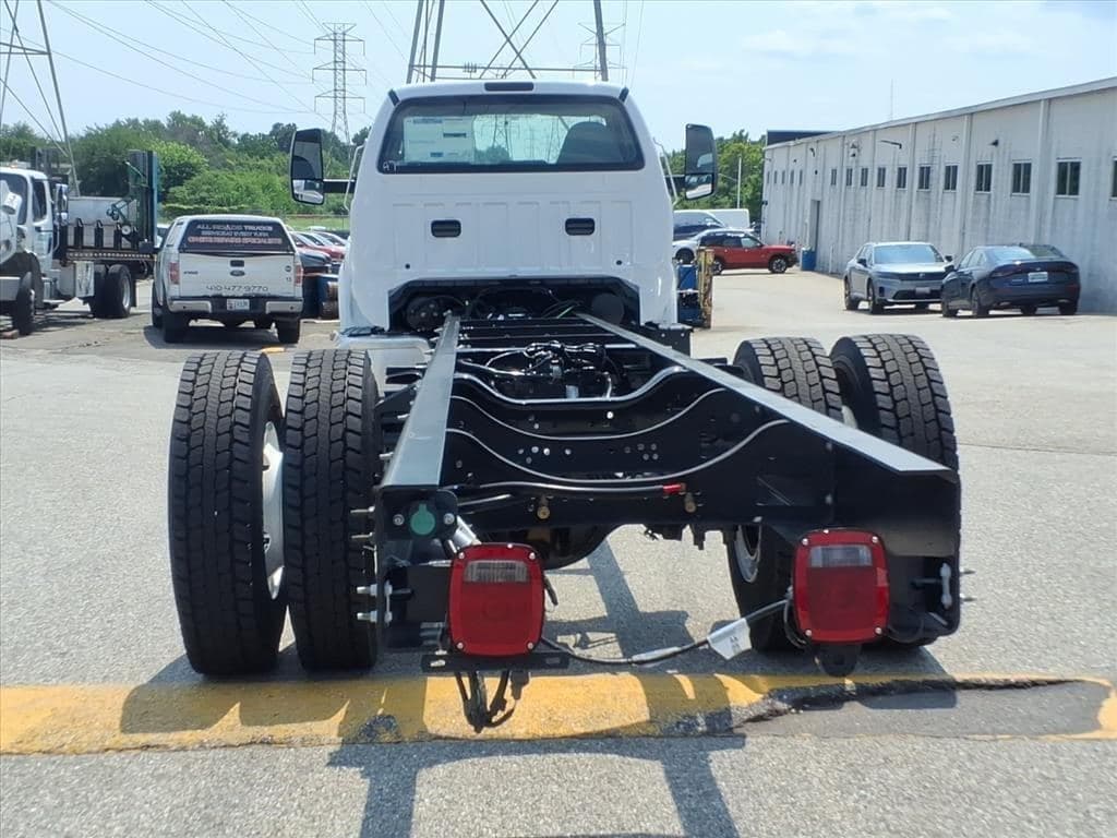 2027 Ford F750 SD image 6