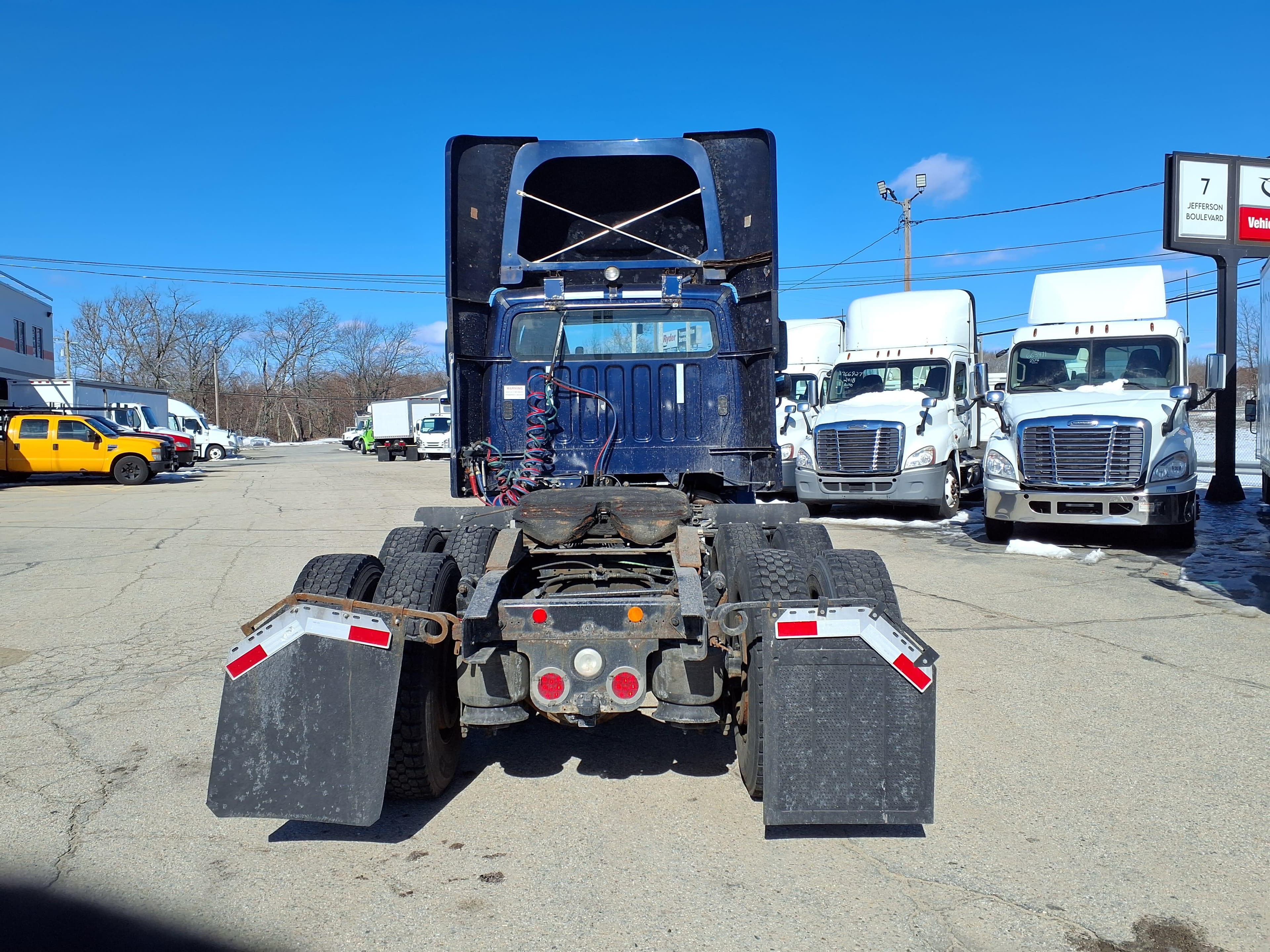 Used 2020 FREIGHTLINER/MERCEDES Conventional - Day Cab - M2 112 For Sale image 6