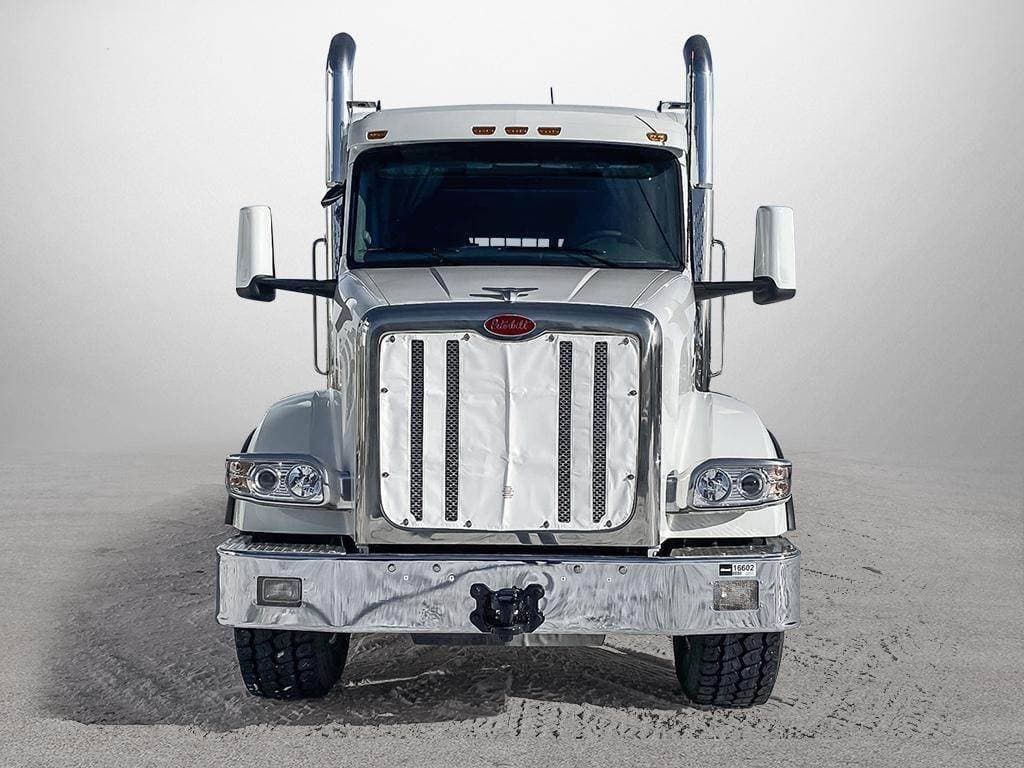 2024 Peterbilt 567 image 2
