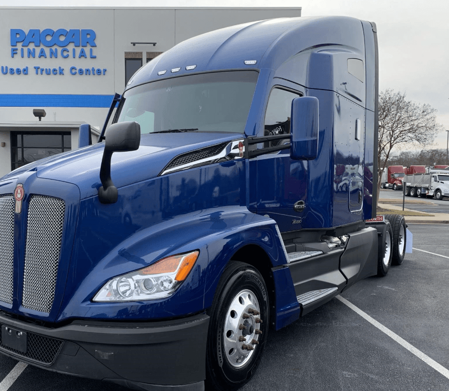 2023 Kenworth T680 image 2