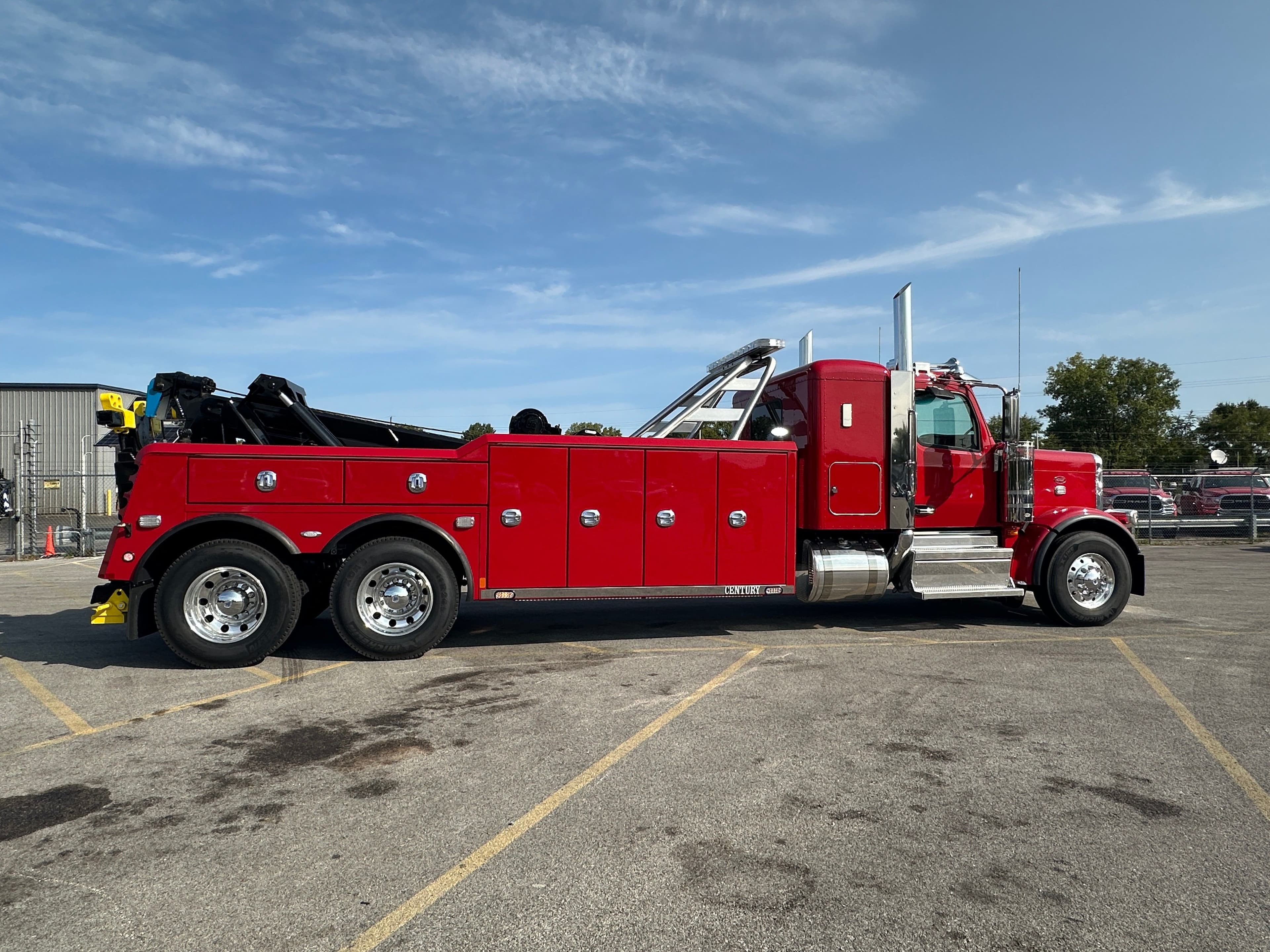 2025 Peterbilt 589  WITH A CENTURY 5130  (SK#: 6165C) image 7