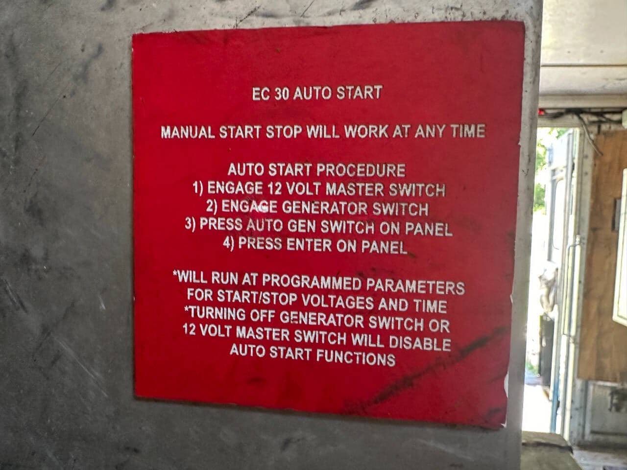 2014 Freightliner MT45 image 30