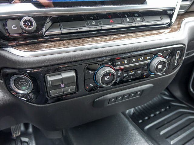 2026 Chevrolet Silverado 3500HD LT image 15