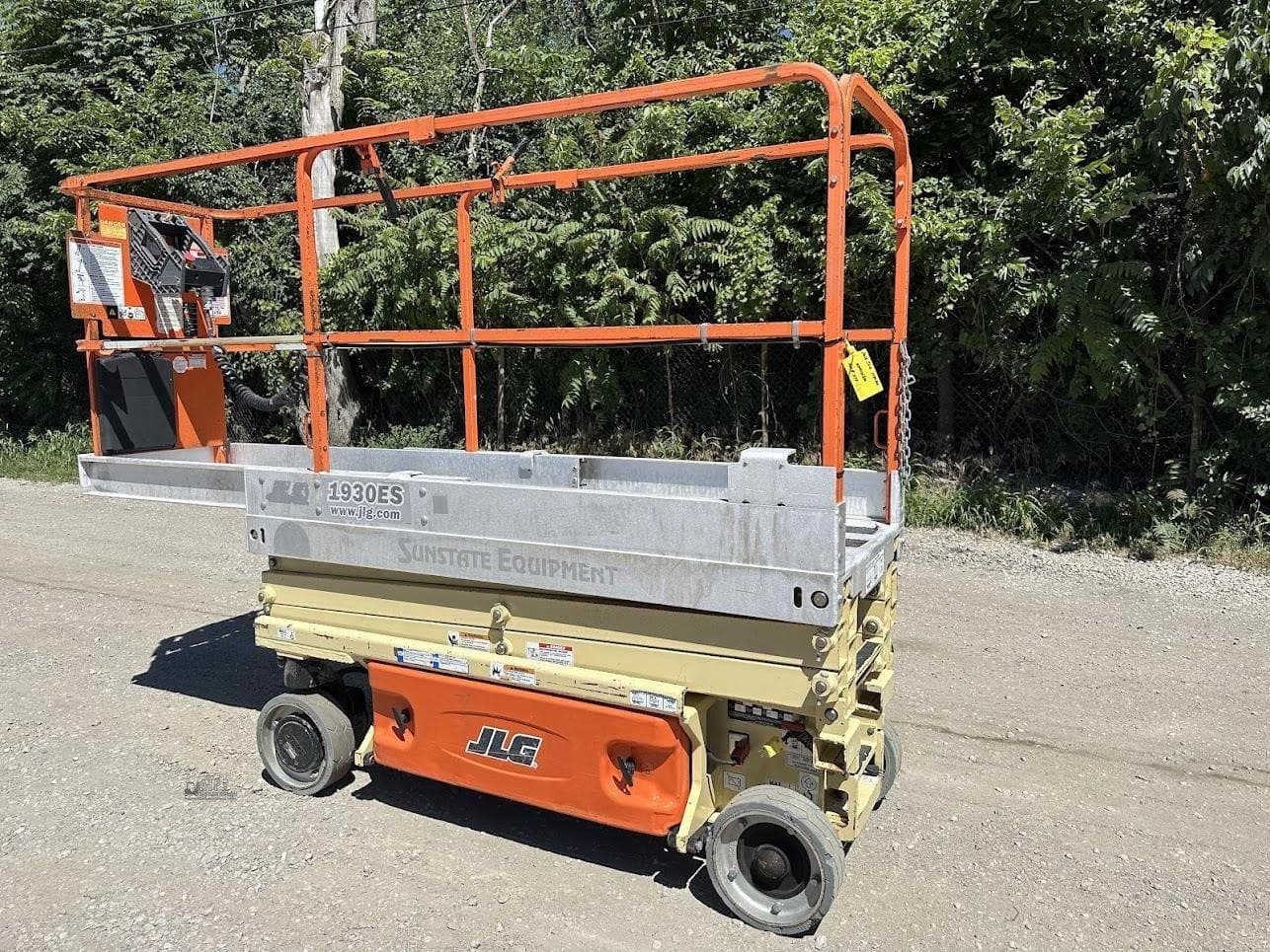 2014 JLG 1930ES image 3
