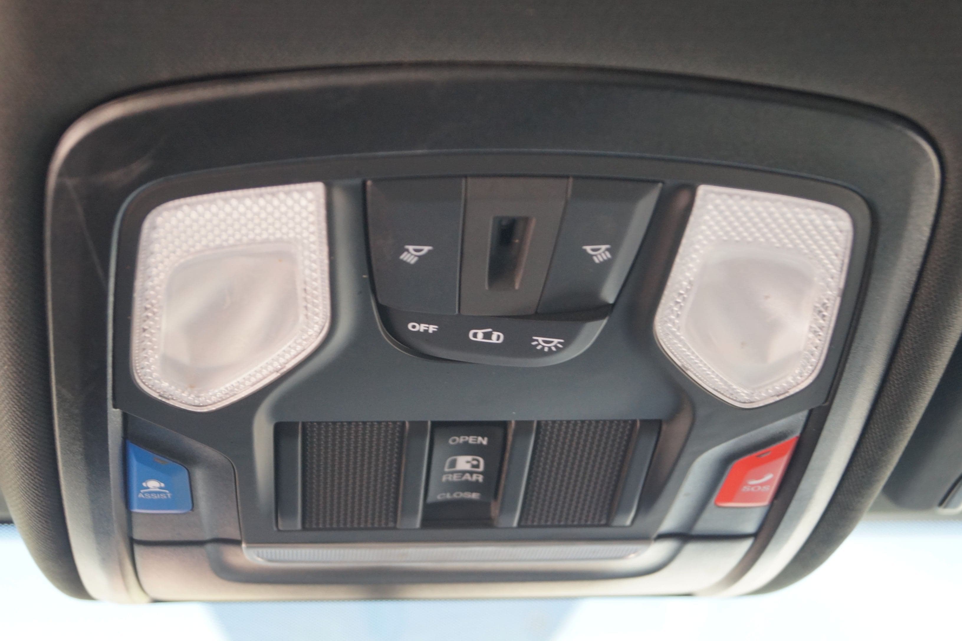 2024 RAM 2500 Tradesman - Service Utility Truck - 4WD 6.7L I6 Cummins image 22