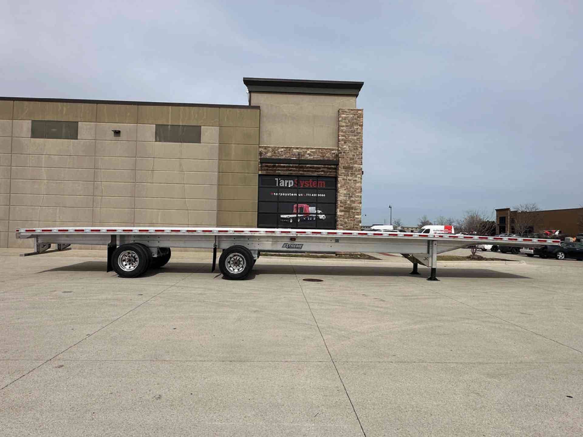2027 Extreme XP55 Flatbed Fixed Economy + PSI image 3