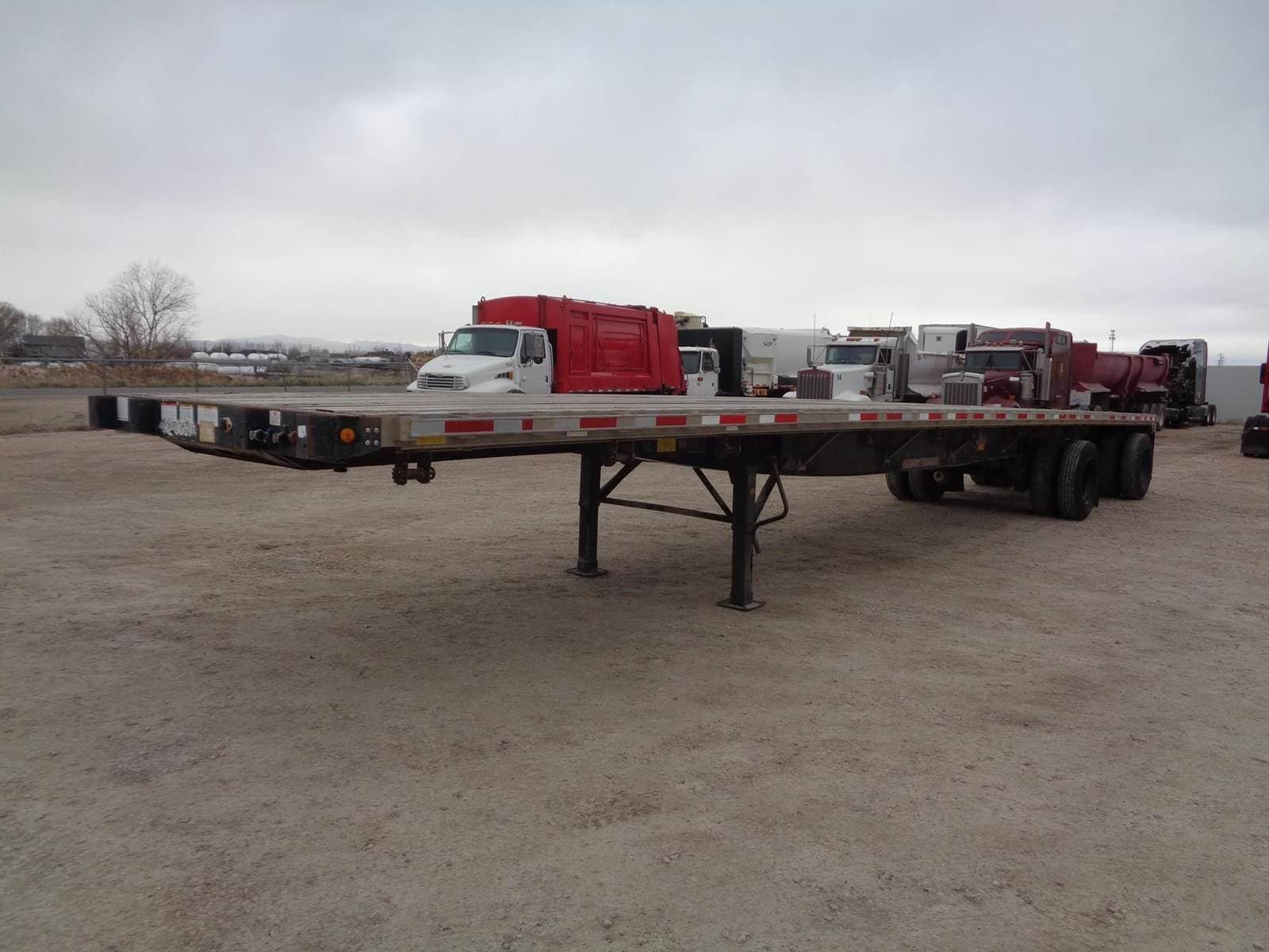 2005 Great Dane 48x102 Combination Flatbed Trailer - Air Ride image 4