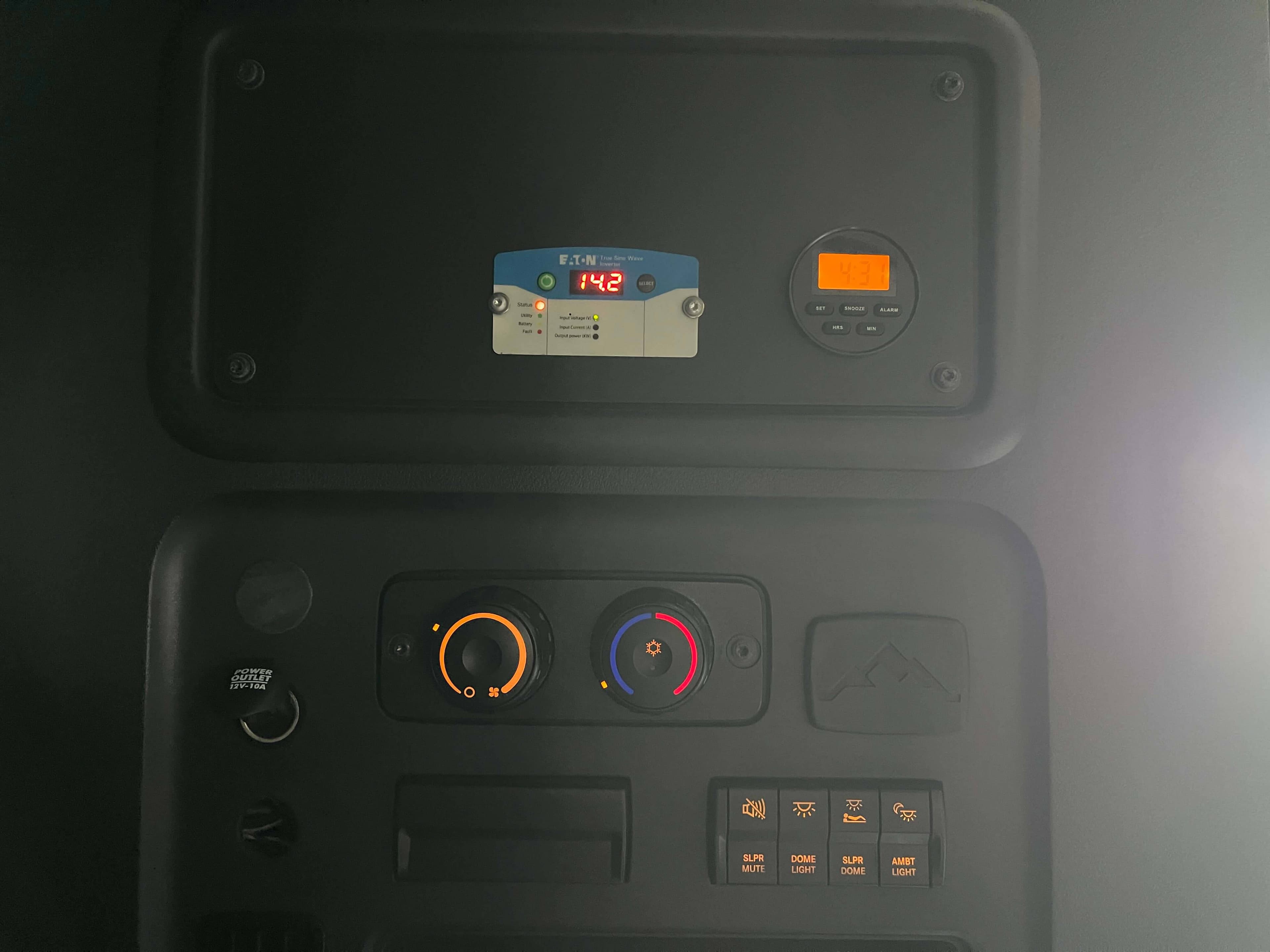 2023 Freightliner Cascadia 126 image 19