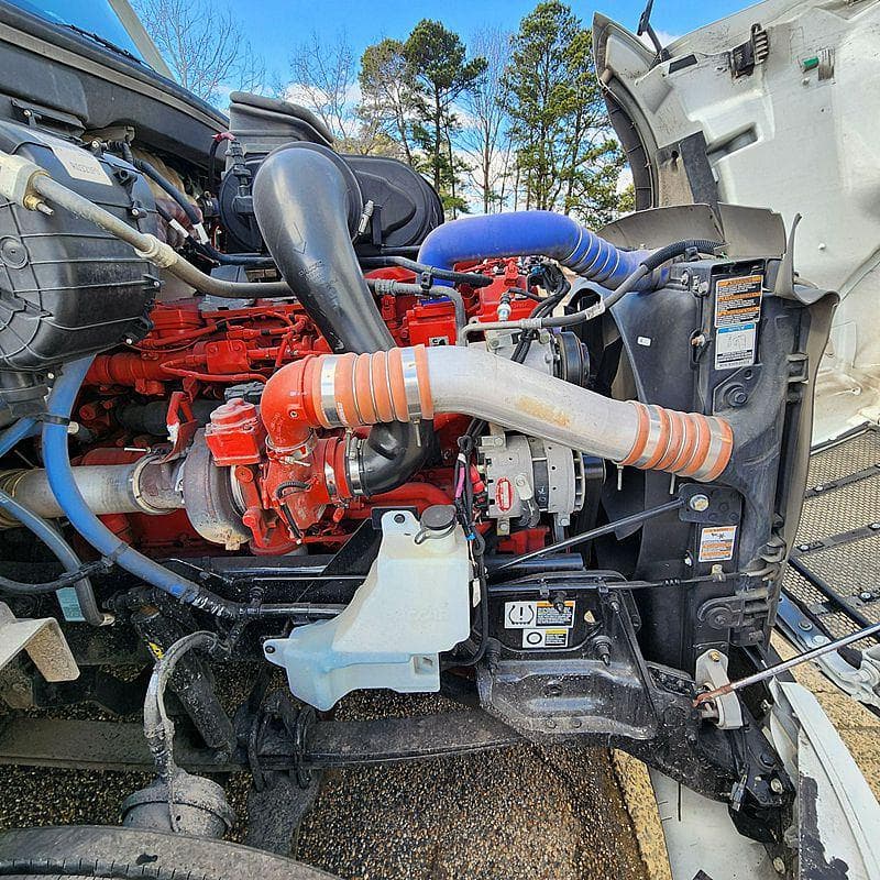 2024 Peterbilt 579 image 15