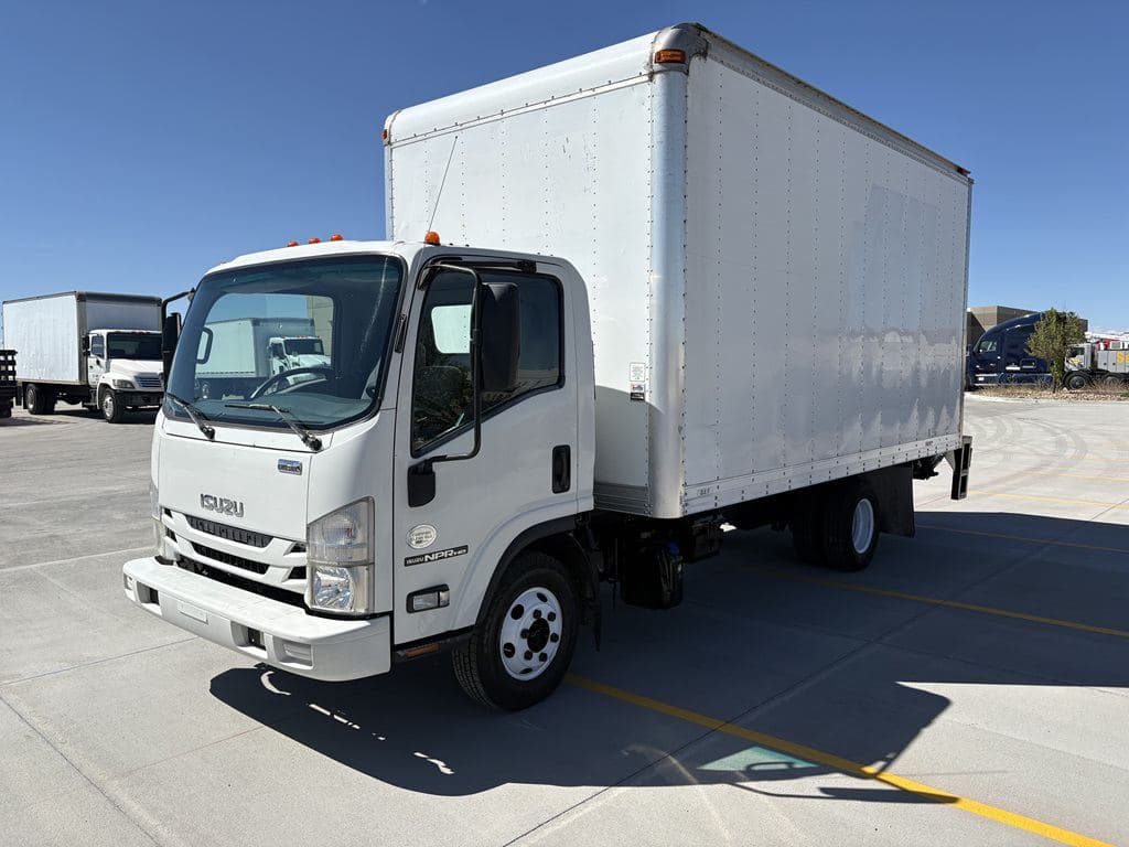 Used 2016 ISUZU NPR-HD image 2