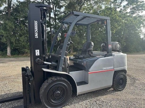 2016 Nissan MJ1F4A50LV image 12