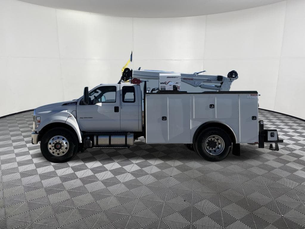 2026 Ford F-750SD Base Crane Truck image 8
