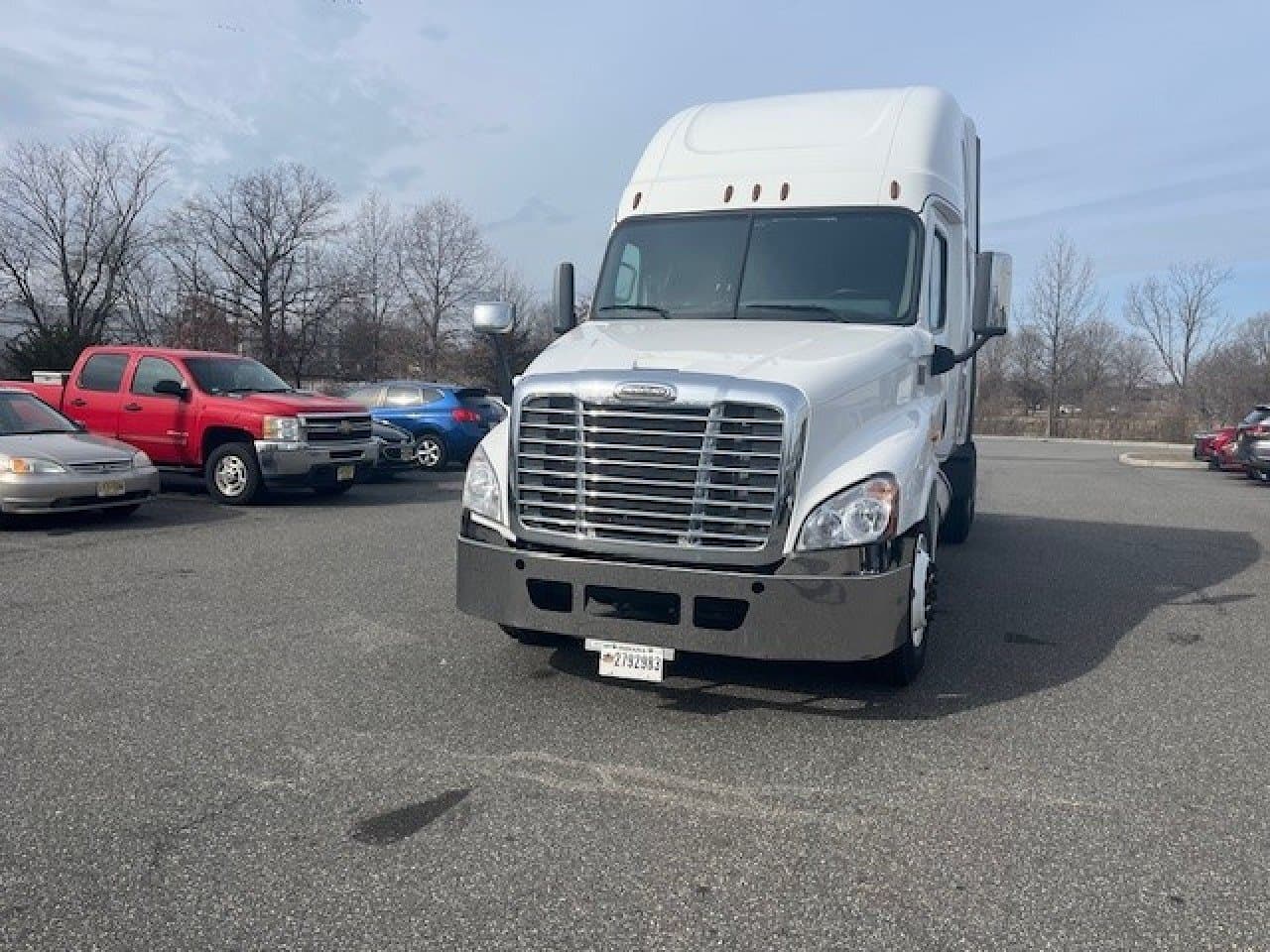 2020 Freightliner Cascadia 125 image 2