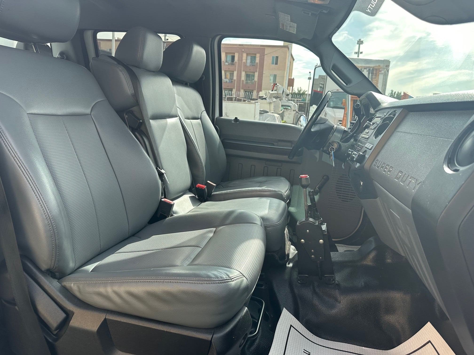 2015 FORD F650 SD Crew Cab Chipper Dump 13409 image 23