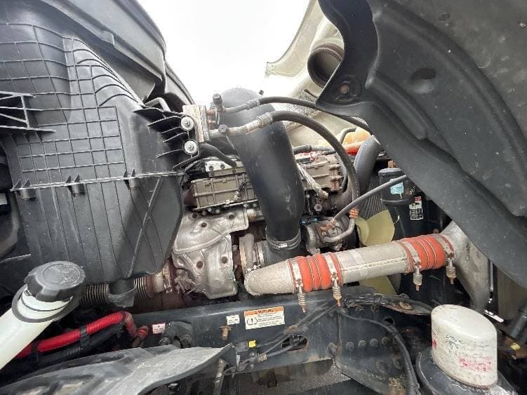 2021 Freightliner Cascadia image 6