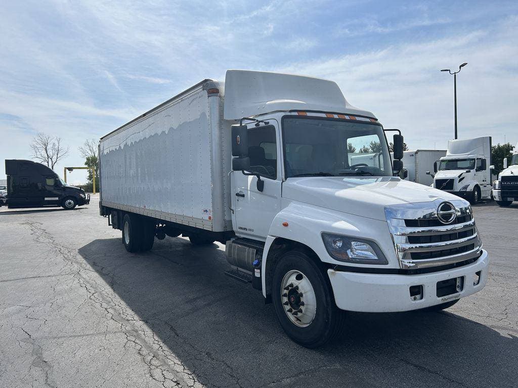 2020 Hino Conventional Type Truck image 7