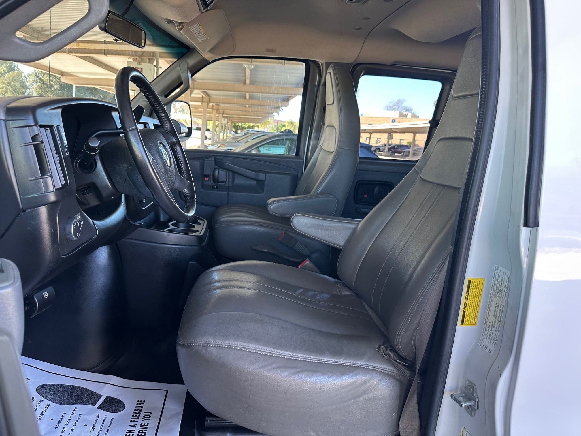 2019 CHEVROLET EXPRESS 3500 Quigley 4x4 Van 13480 image 17