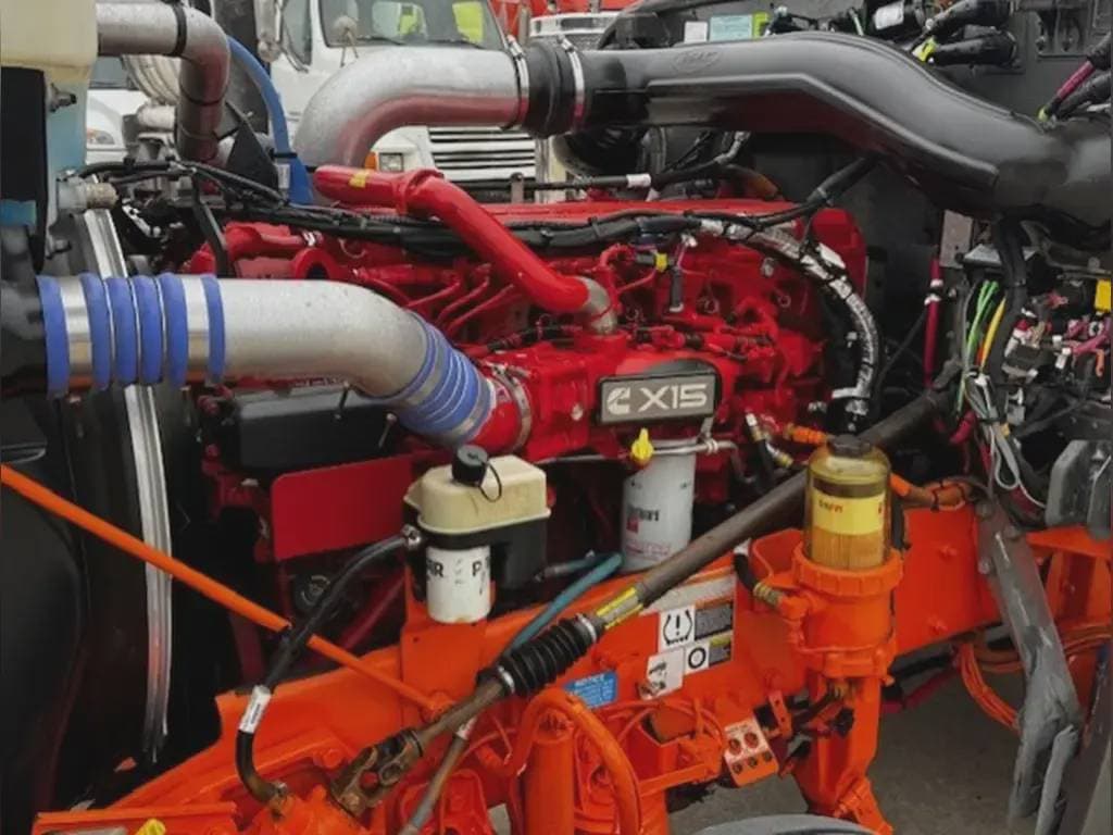 2022 Peterbilt 389 image 9