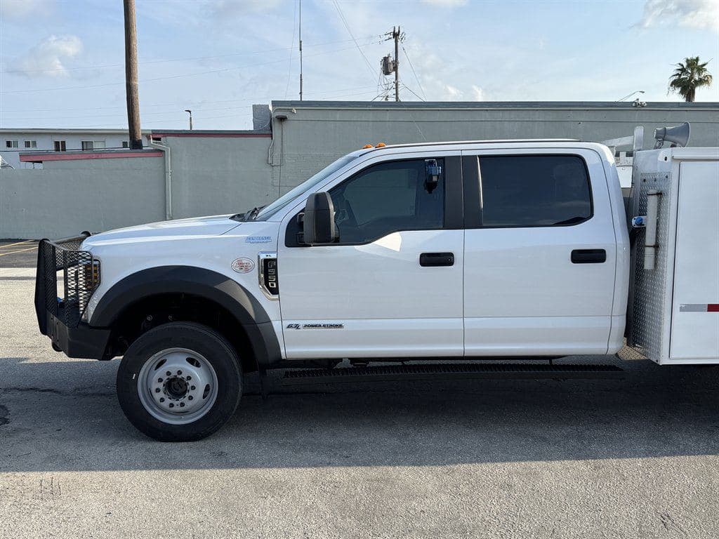 2018 Ford F550 image 7