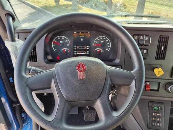 2025 Kenworth D5 image 17