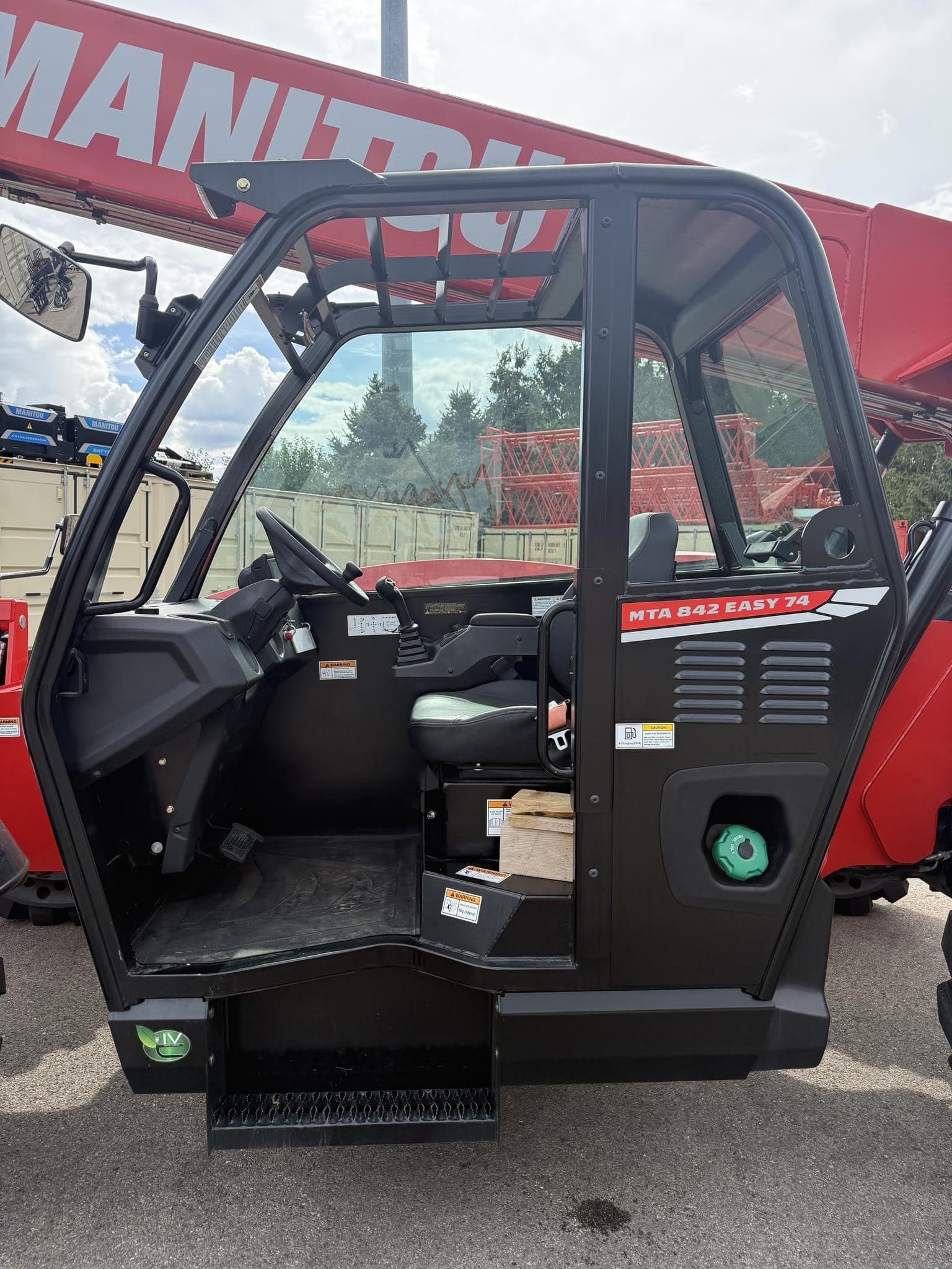 2025 MANITOU MTA842 MH1392 image 5