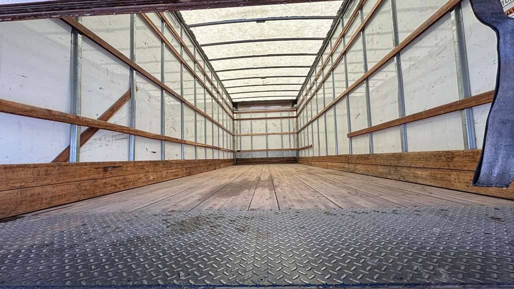 Used 2021 INTERNATIONAL MV607 image 13