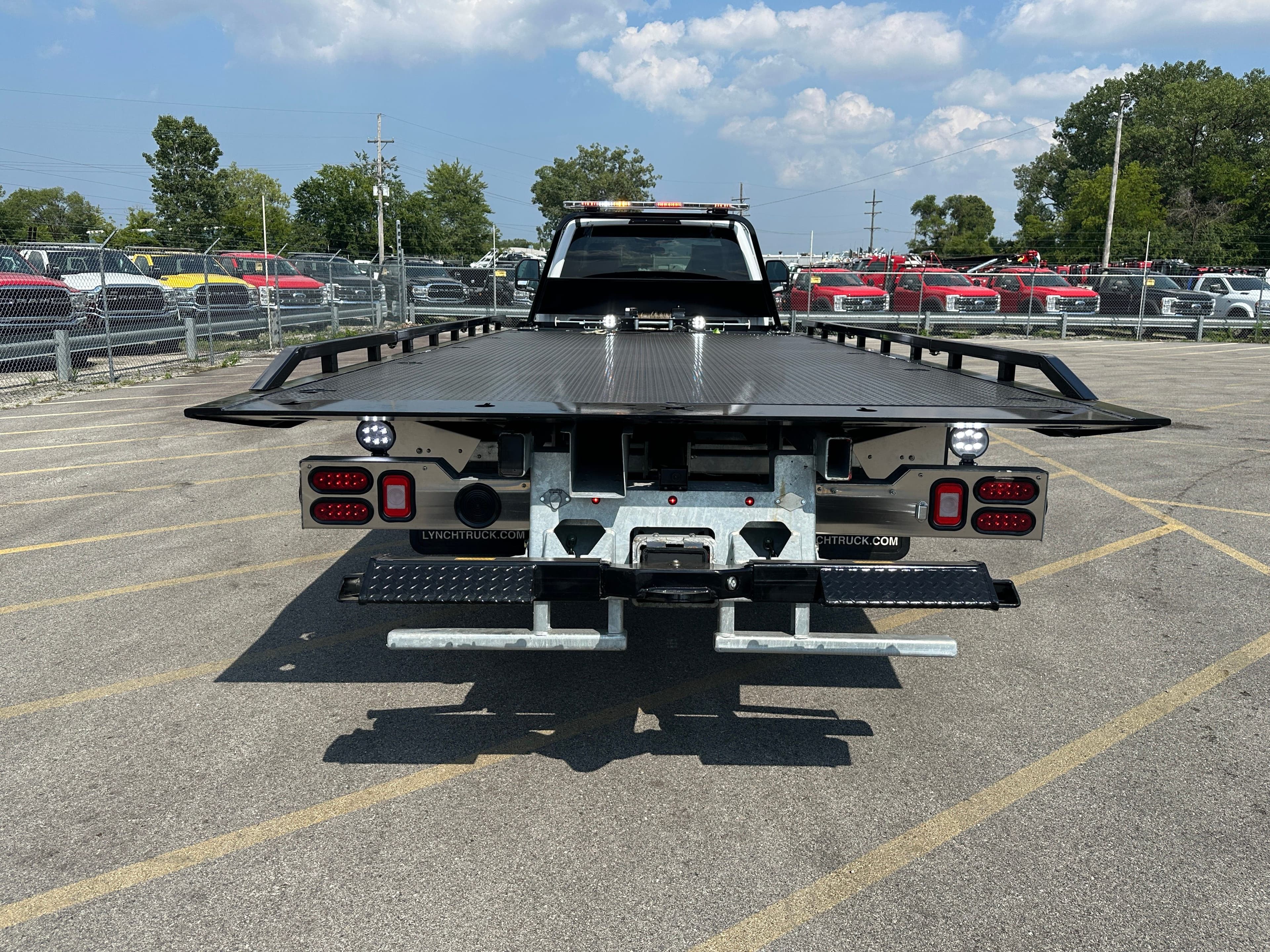 2024 Ford F-550 F Series Super Duty XLT WITH A 19.5' CENTURY STEEL  (SK#: 6055C) image 4