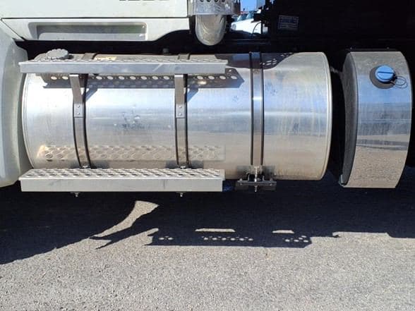 2025 Kenworth T880 image 11