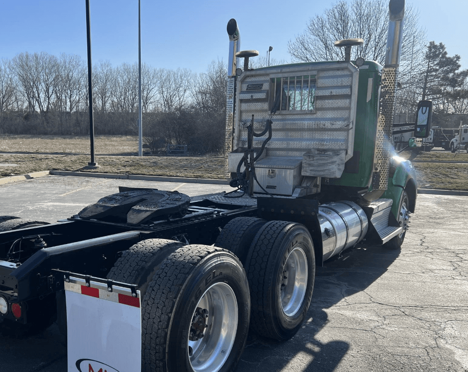2020 Kenworth T880 image 7
