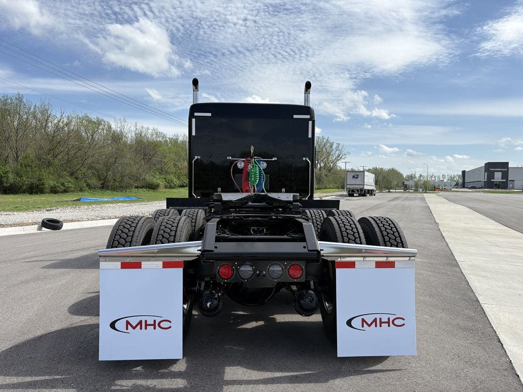 New 2027 KENWORTH T880 image 5