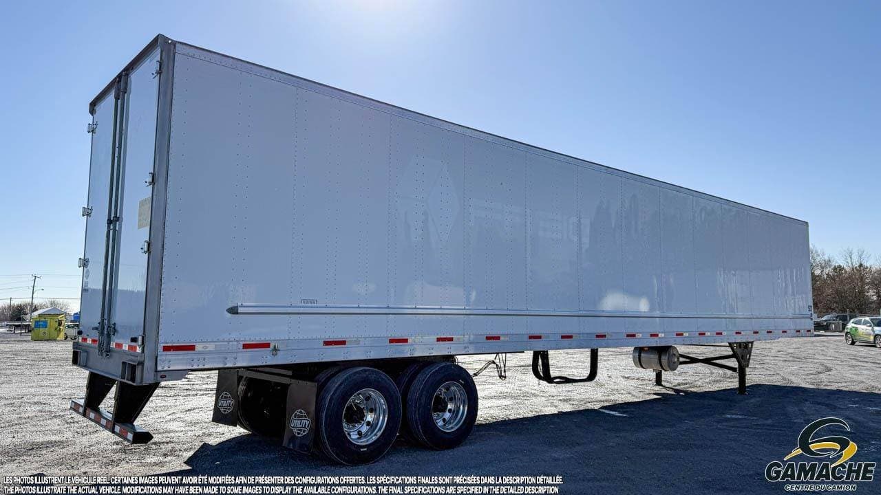2020 Utility 4000D-X image 4