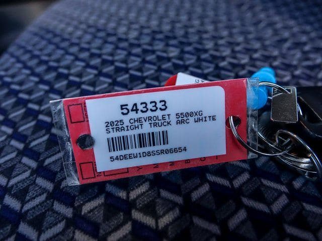 2025 Chevrolet 5500 XG LCF Gas Work Truck 16'x102"x97" Box image 16