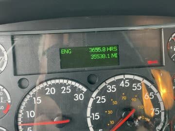 2019 Freightliner M2 106 image 13