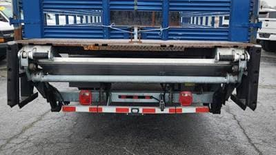 2019 Freightliner M2 image 6