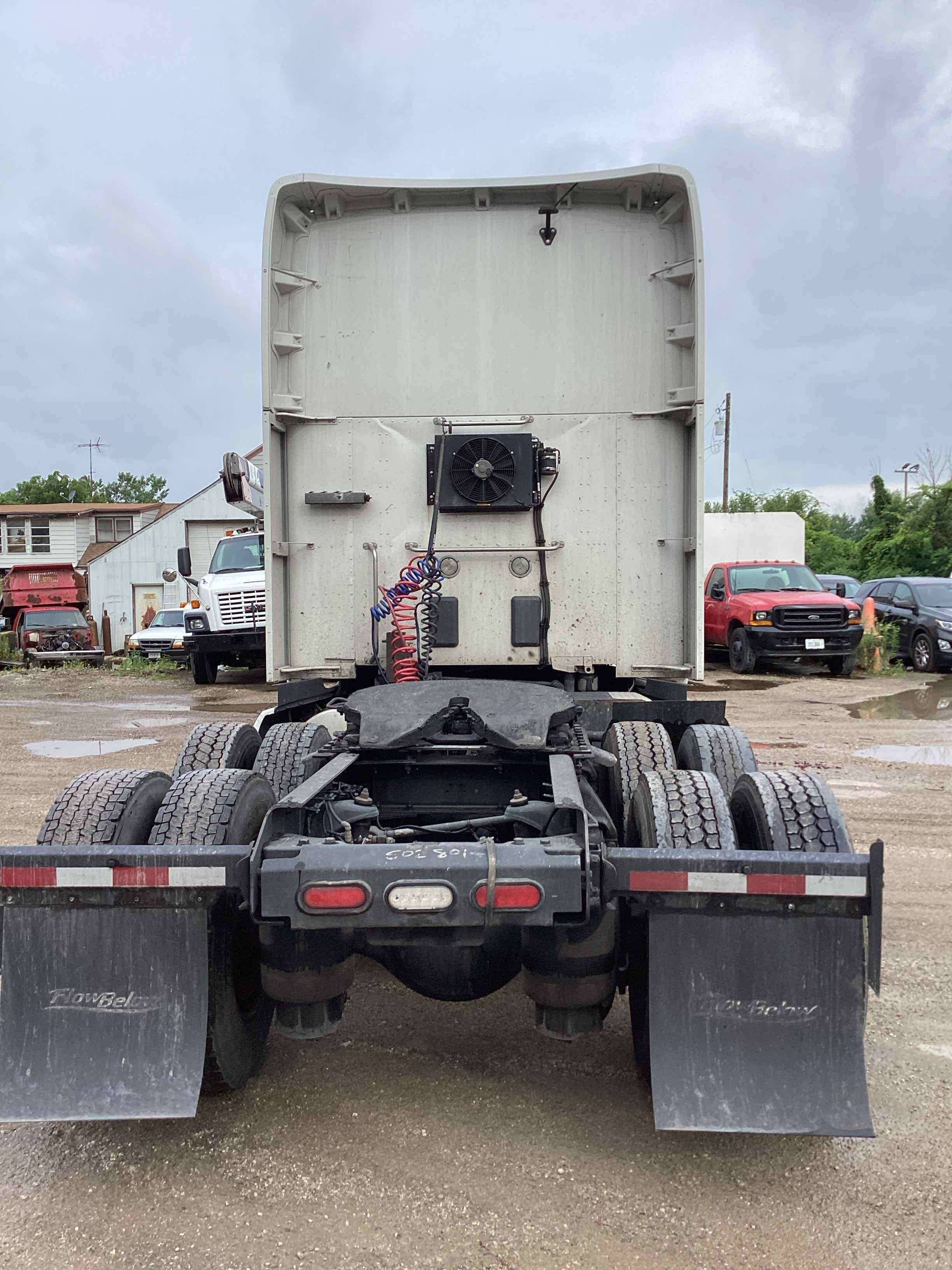 2020 Kenworth T680 — PACCAR MX-13 | 436,523 Miles image 2