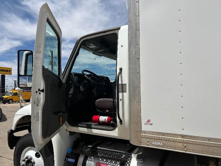 2022 International MV607 Box Truck - 240HP, 6 Speed Automatic, Roll up Door image 16