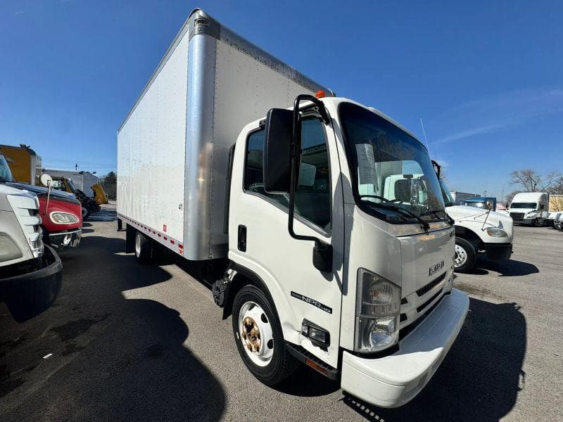 2019 Isuzu NPR image 3