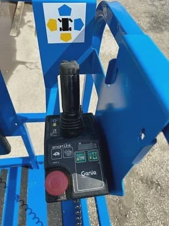 2017 GENIE GS-4047 image 13