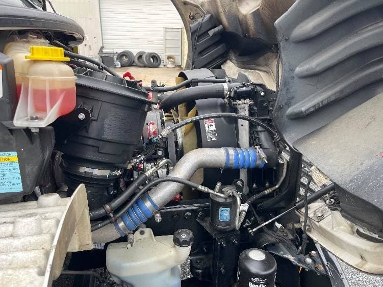 2021 Freightliner M2 image 11