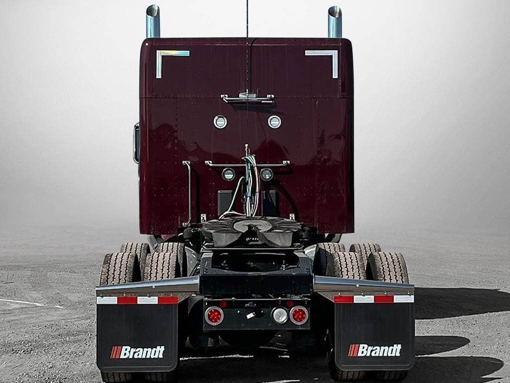 2025 Peterbilt 589 image 6