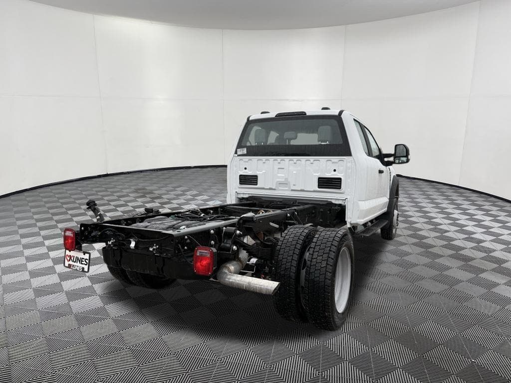 2026 Ford F-450SD XL Dump Truck image 3