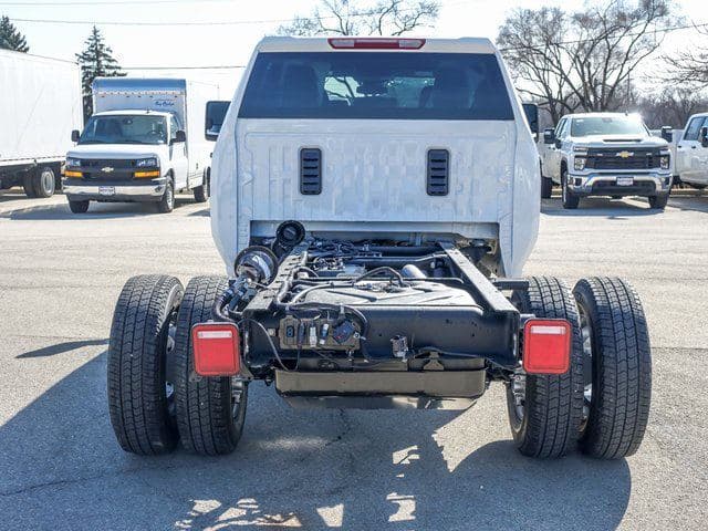 2026 Chevrolet Silverado 3500HD Work Truck image 4