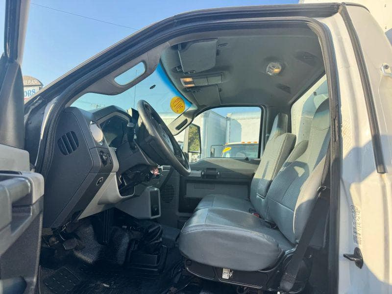 2019 Ford F-750 image 25