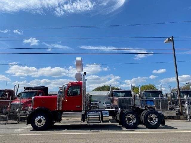 2026 Peterbilt 589 image 6
