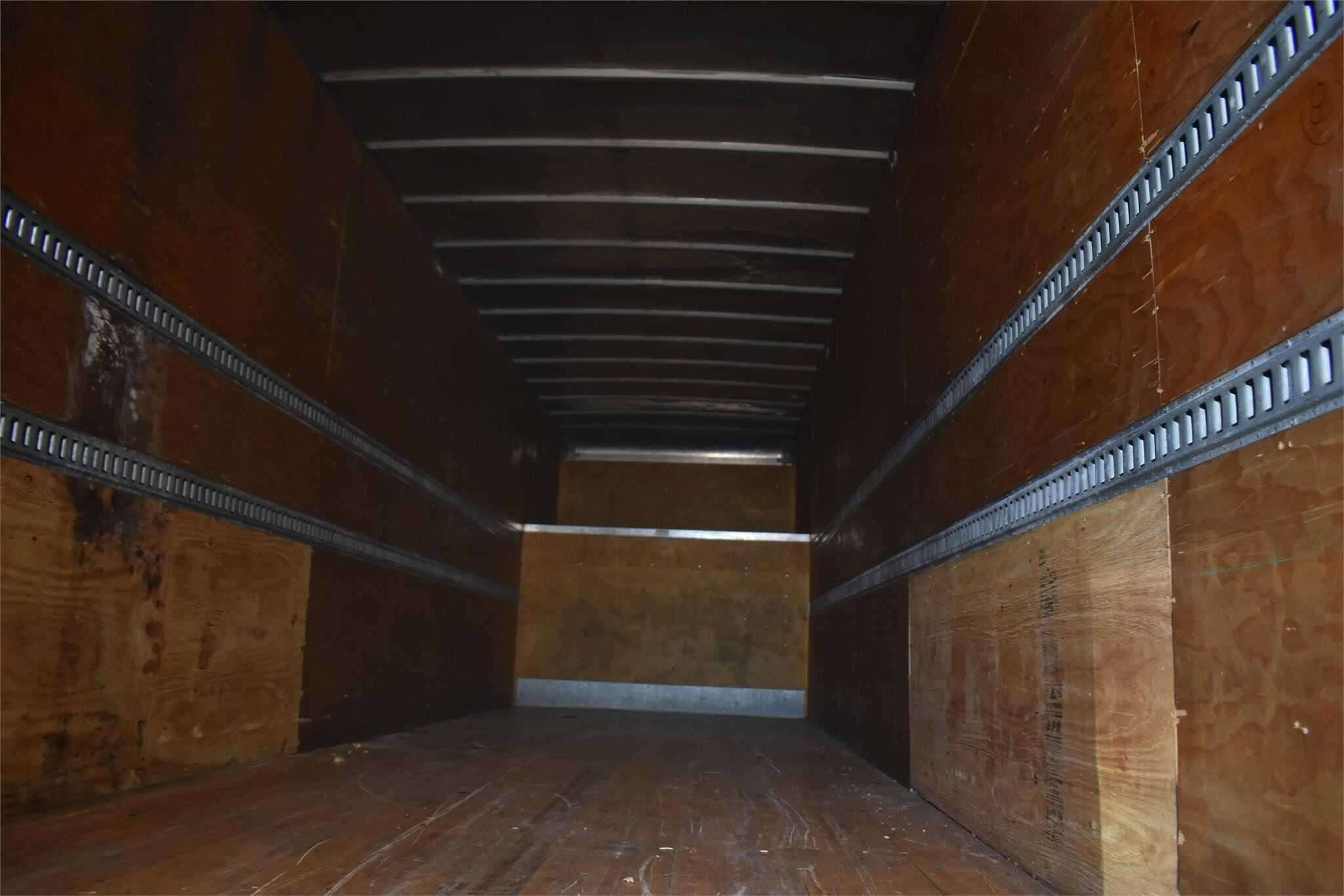 2019 Freightliner M2 image 9