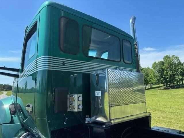 2019 Kenworth T880 image 6