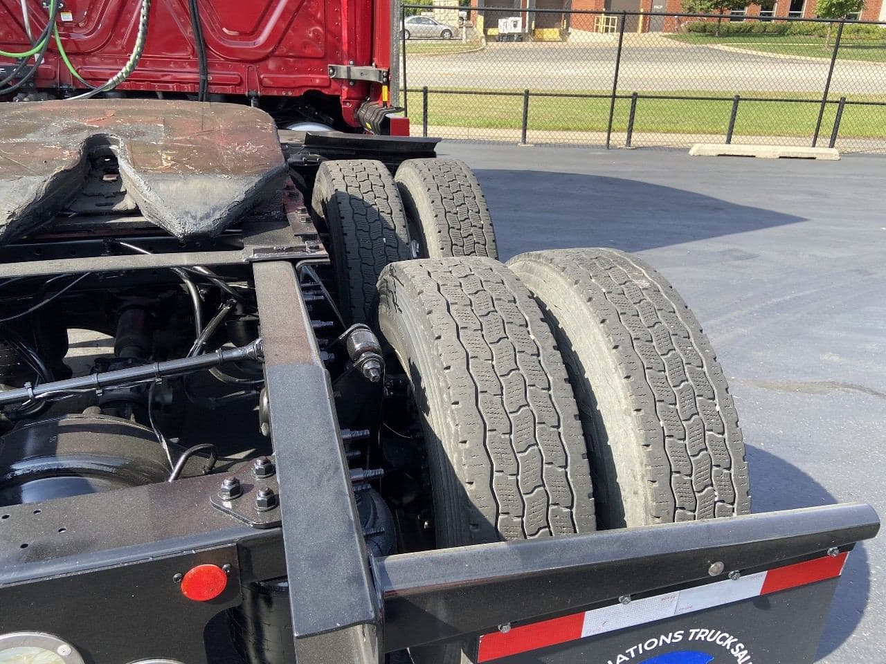 2020 Freightliner Cascadia image 21