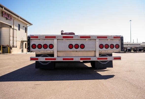 2026 Mac Trailer Mfg 1650 Cft image 3