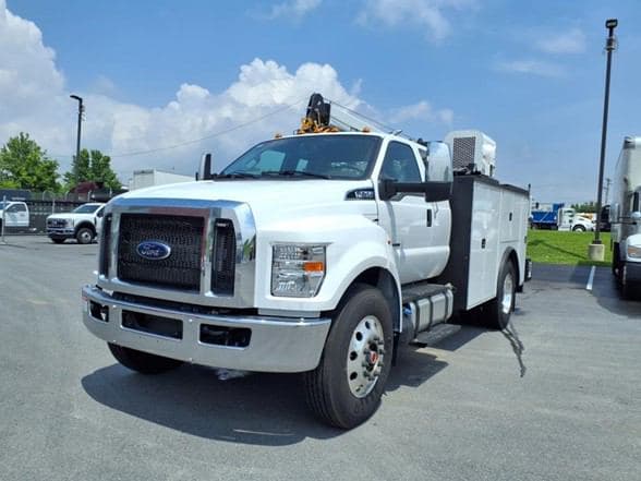 2025 Ford 4143D image 2