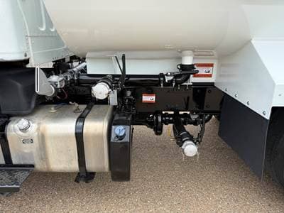 2019 Freightliner M2 image 7